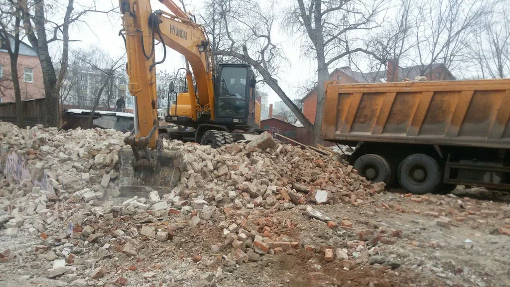 Вывоз мусора ОССиГ с выездом в Екатеринбурге в октябре