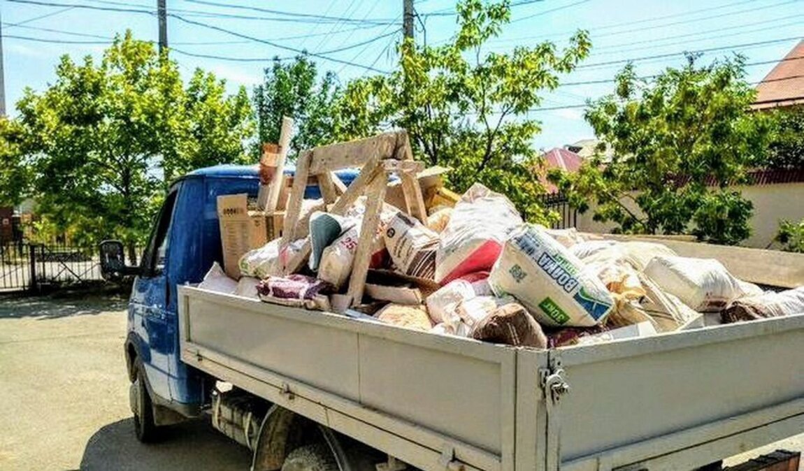 Вывоз мусора Газелью в Екатеринбурге в октябре