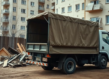 Вывоз мусора с чердака в Екатеринбурге от ПроМусор: очистка и уборка, цена от 2511 руб., срочно